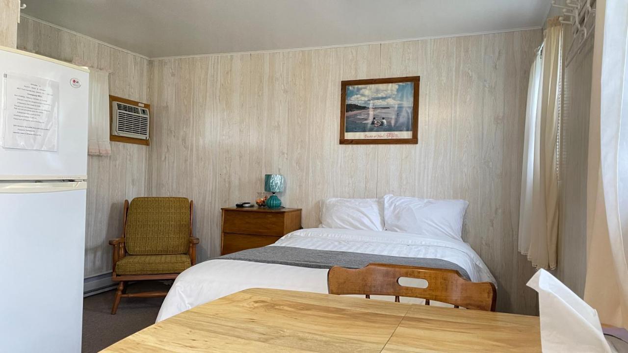 Rachel'S Motel And Cottages Surrey Dış mekan fotoğraf